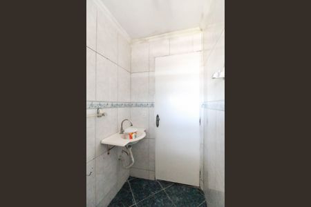 Apartamento para alugar com 52m², 2 quartos e sem vaga Apartamento para alugar com 52m², 2 quartos e sem vagaBanheiro
