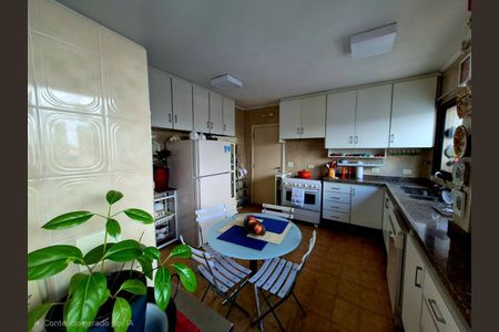Apartamento à venda com 340m², 4 quartos e 3 vagasFoto 35