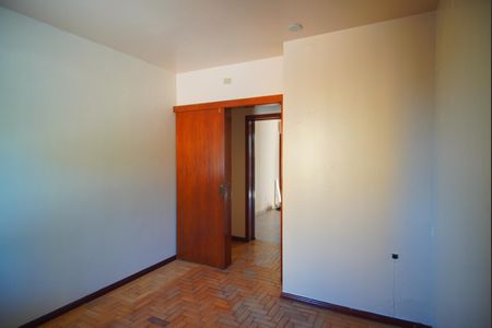 Casa à venda com 450m², 3 quartos e 2 vagasQuarto 2