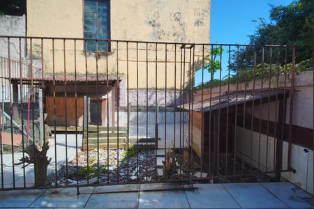 Casa à venda com 450m², 3 quartos e 2 vagasCanil