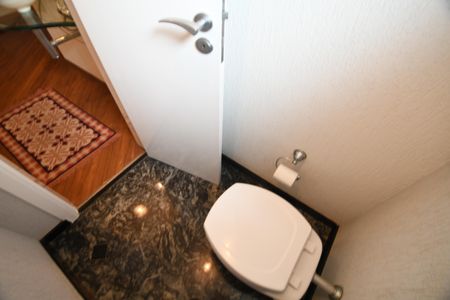 Casa à venda com 394m², 3 quartos e 4 vagasLavabo