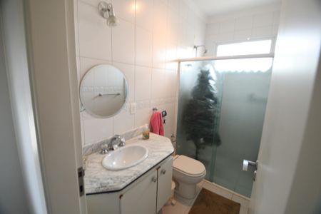 Casa à venda com 394m², 3 quartos e 4 vagasBanheiro Suíte