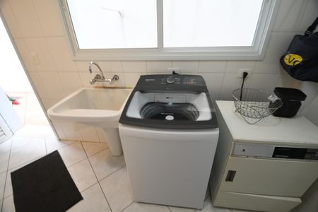 Casa à venda com 394m², 3 quartos e 4 vagasÁrea de Serviço