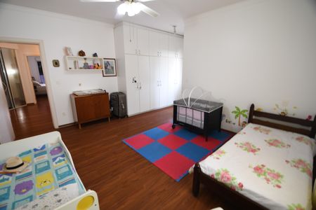 Casa à venda com 394m², 3 quartos e 4 vagasQuarto 3 - Suíte