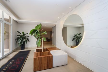 Apartamento para alugar com 57m², 2 quartos e 1 vaga Apartamento para alugar com 57m², 2 quartos e 1 vagaHall de Entrada