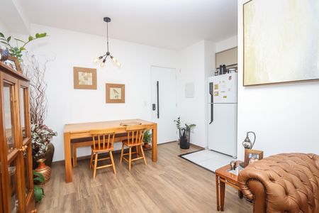 Apartamento para alugar com 57m², 2 quartos e 1 vaga Apartamento para alugar com 57m², 2 quartos e 1 vagaSala