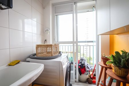 Apartamento para alugar com 57m², 2 quartos e 1 vaga Apartamento para alugar com 57m², 2 quartos e 1 vagaÁrea de Serviço