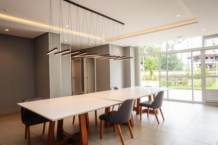 Apartamento para alugar com 57m², 2 quartos e 1 vaga Apartamento para alugar com 57m², 2 quartos e 1 vagaÁrea comum - Salão de festas