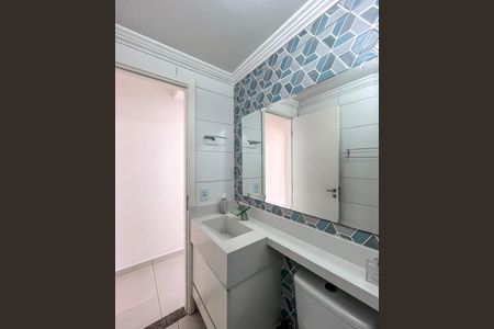 Apartamento à venda com 48m², 2 quartos e 1 vaga Apartamento à venda com 48m², 2 quartos e 1 vagaBanheiro