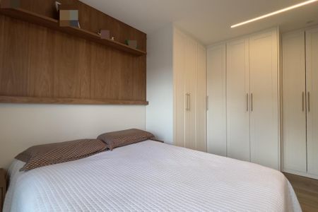 Apartamento para alugar com 69m², 2 quartos e 1 vagaSuíte