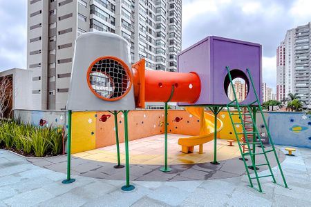 Apartamento à venda com 80m², 2 quartos e 1 vagaÁrea comum - Playground
