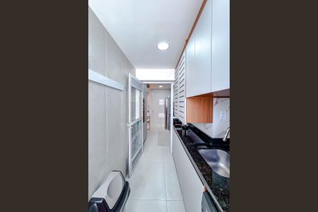 Apartamento à venda com 80m², 2 quartos e 1 vagaÁrea de Serviço