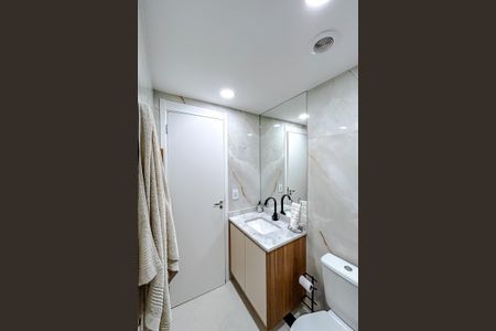 Apartamento à venda com 80m², 2 quartos e 1 vagaBanheiro da Suíte 2