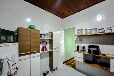 Casa à venda com 57m², 2 quartos e 2 vagasCozinha