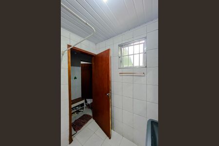 Casa à venda com 57m², 2 quartos e 2 vagasBanheiro