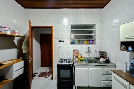 Casa à venda com 57m², 2 quartos e 2 vagasCozinha