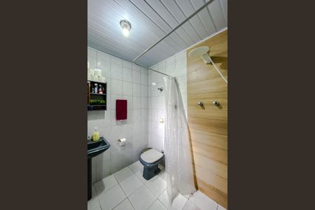 Casa à venda com 57m², 2 quartos e 2 vagasBanheiro