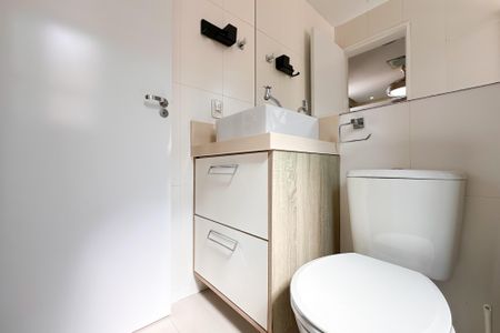Apartamento para alugar com 60m², 2 quartos e 1 vaga Apartamento para alugar com 60m², 2 quartos e 1 vagaBanheiro da Suíte