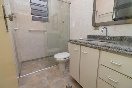 Casa para alugar com 150m², 3 quartos e 1 vaga Casa para alugar com 150m², 3 quartos e 1 vagaBanheiro Social