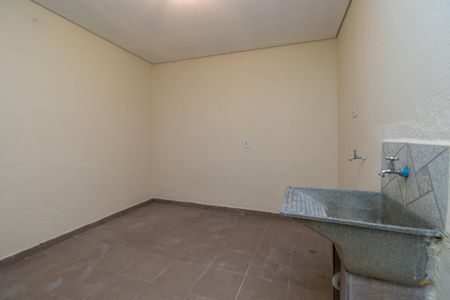 Casa para alugar com 150m², 3 quartos e 1 vaga Casa para alugar com 150m², 3 quartos e 1 vagaÁrea de Serviço