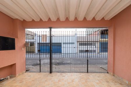 Casa para alugar com 150m², 3 quartos e 1 vaga Casa para alugar com 150m², 3 quartos e 1 vagaGaragem