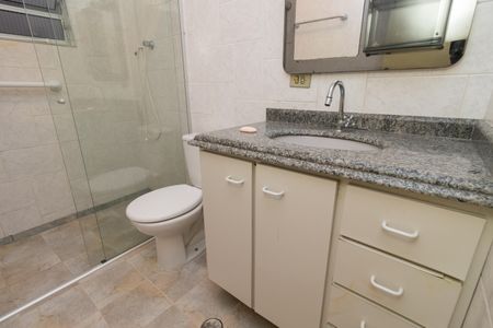 Casa para alugar com 150m², 3 quartos e 1 vaga Casa para alugar com 150m², 3 quartos e 1 vagaBanheiro Social