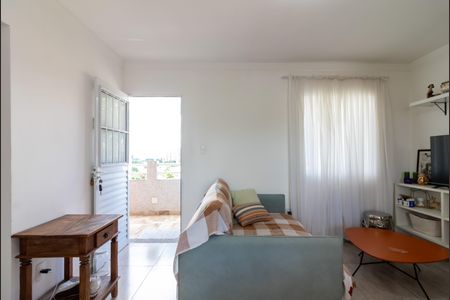 Apartamento para alugar com 67m², 2 quartos e sem vagaSala