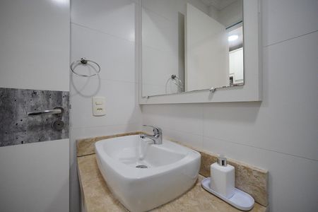 Apartamento para alugar com 76m², 2 quartos e 1 vaga