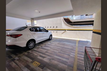 Apartamento para alugar com 76m², 2 quartos e 1 vaga Apartamento para alugar com 76m², 2 quartos e 1 vagaGaragem