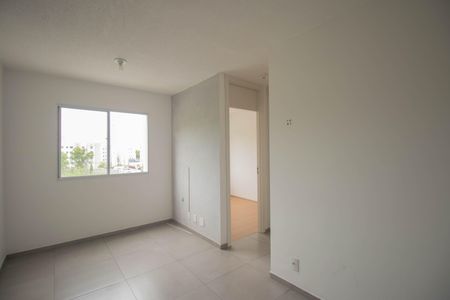 Sala de apartamento para alugar com 2 quartos, 40m² em Neves, São Gonçalo