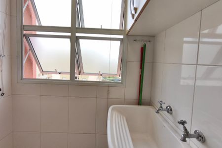 Apartamento à venda com 68m², 2 quartos e 1 vaga Apartamento à venda com 68m², 2 quartos e 1 vagaÁrea de Serviço