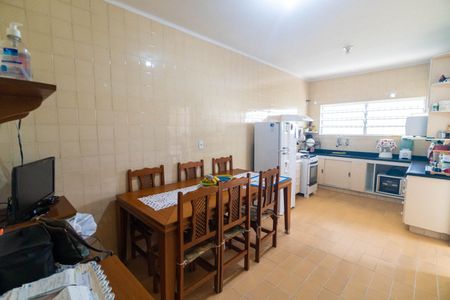 Casa à venda com 150m², 3 quartos e 3 vagas Casa à venda com 150m², 3 quartos e 3 vagasCozinha