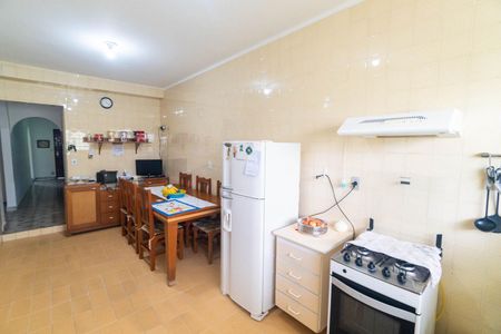 Casa à venda com 150m², 3 quartos e 3 vagas Casa à venda com 150m², 3 quartos e 3 vagasCozinha