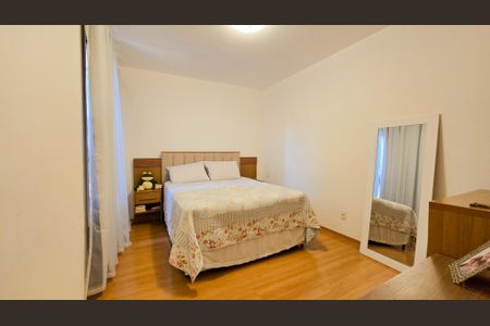 Apartamento à venda com 164m², 4 quartos e 3 vagas