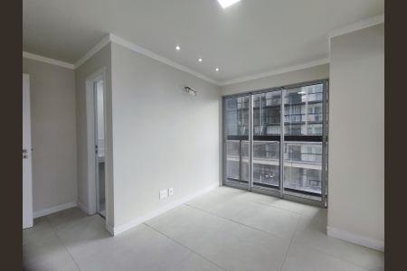Apartamento para alugar com 105m², 3 quartos e 1 vaga Apartamento para alugar com 105m², 3 quartos e 1 vagaSuíte