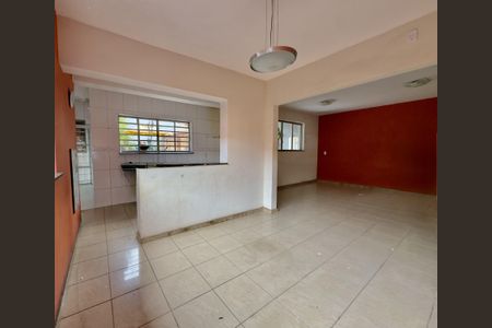 Casa à venda com 3 quartos, 230m² em Renascença, Belo Horizonte