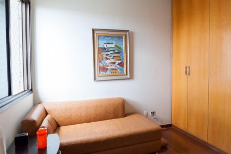 Apartamento à venda com 130m², 4 quartos e 3 vagasquarto 1