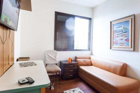 Apartamento à venda com 130m², 4 quartos e 3 vagasquarto 1