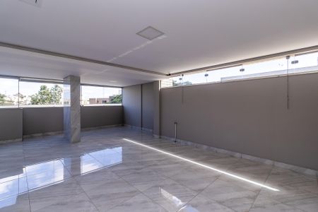 Apartamento à venda com 98m², 3 quartos e 2 vagas Apartamento à venda com 98m², 3 quartos e 2 vagasÁrea comum - Salão de festas