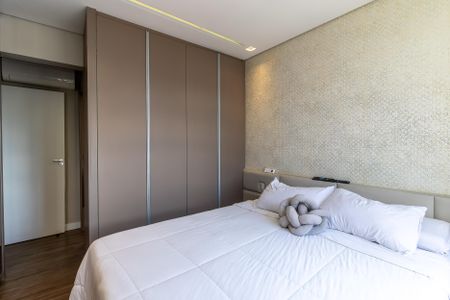 Apartamento à venda com 98m², 3 quartos e 2 vagas Apartamento à venda com 98m², 3 quartos e 2 vagasQuarto 3