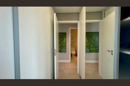 Apartamento à venda com 89m², 2 quartos e 1 vagaCloset da suíte