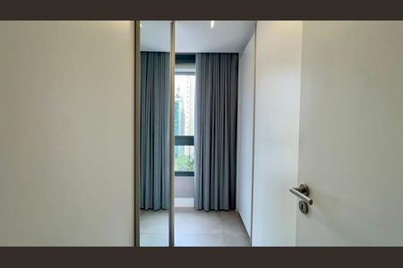 Apartamento à venda com 89m², 2 quartos e 1 vagaCloset