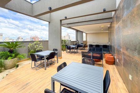 Studio à venda com 26m², 1 quarto e sem vaga Studio à venda com 26m², 1 quarto e sem vagaCobertura