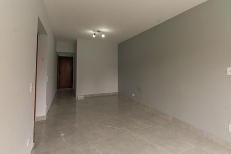 Apartamento para alugar com 63m², 2 quartos e 2 vagasSala