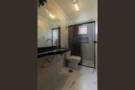 Apartamento para alugar com 63m², 2 quartos e 2 vagasBanheiro