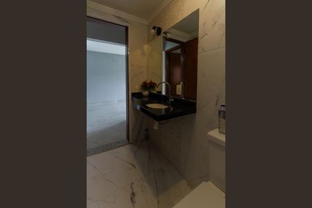 Apartamento para alugar com 63m², 2 quartos e 2 vagasBanheiro