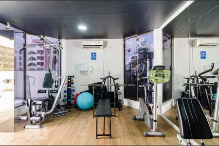 Apartamento para alugar com 95m², 3 quartos e 2 vagas Apartamento para alugar com 95m², 3 quartos e 2 vagasAcademia