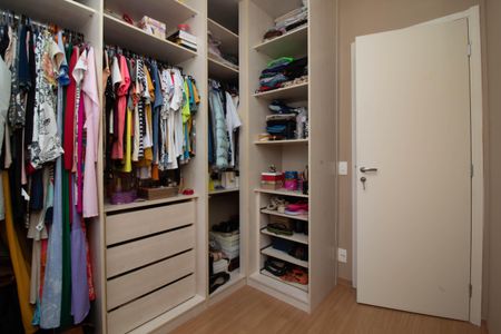 Apartamento para alugar com 58m², 3 quartos e 1 vagaQuarto 2 - Closet 