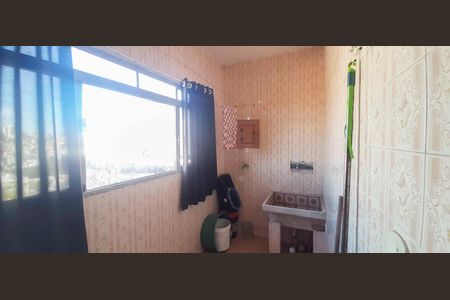 Casa à venda com 300m², 4 quartos e 2 vagasCasa 1 - Área de Serviço