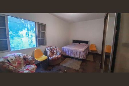 Casa à venda com 300m², 4 quartos e 2 vagasCasa 2 - Quarto 1